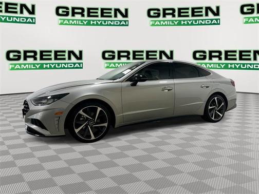 2022 Hyundai SONATA SEL Plus