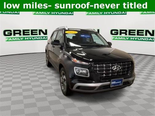 2025 Hyundai VENUE SEL