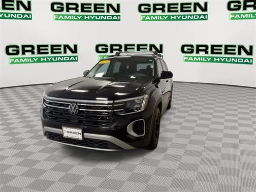 2024 Volkswagen Atlas 2.0T Peak Edition SE w/Technology