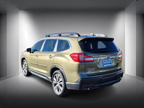2022 Subaru Ascent Limited 8-Passenger