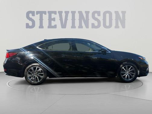 Obsidian 2018 Lexus ES 300h Base