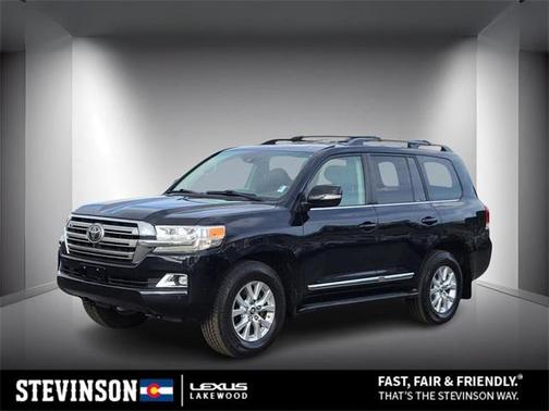 2016 Toyota Land Cruiser Base