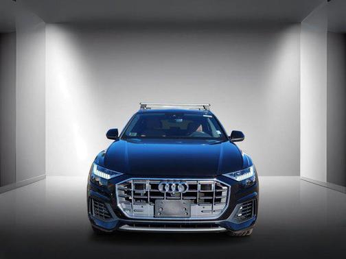 2021 Audi Q8 55 Premium Plus
