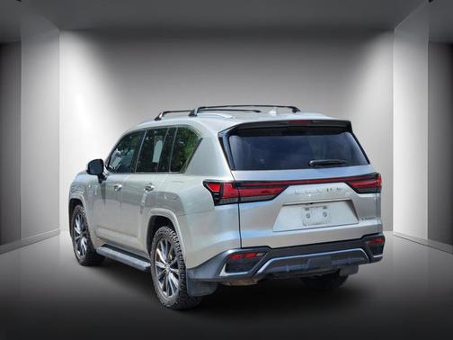 Atomic Silver 2023 Lexus LX 600 F SPORT