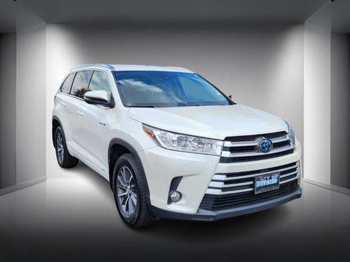 2017 Toyota Highlander Hybrid XLE