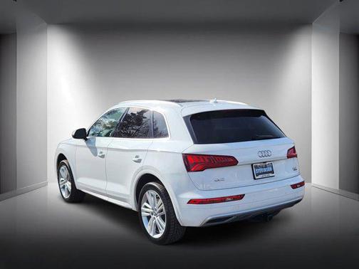 2018 Audi Q5 2.0T Prestige