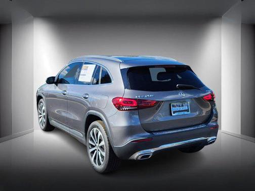 2021 Mercedes-Benz GLA 250 Base 4MATIC