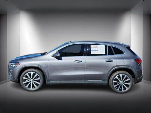 2021 Mercedes-Benz GLA 250 Base 4MATIC
