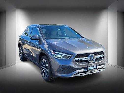 2021 Mercedes-Benz GLA 250 Base 4MATIC