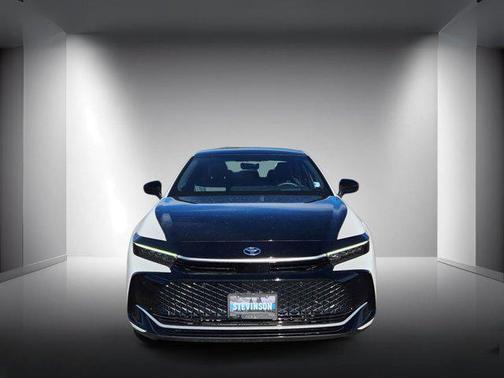 2026 Toyota Crown Platinum