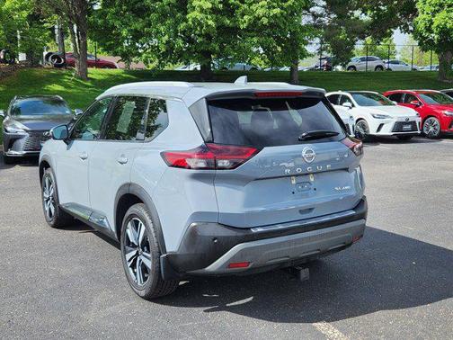 2021 Nissan Rogue SL