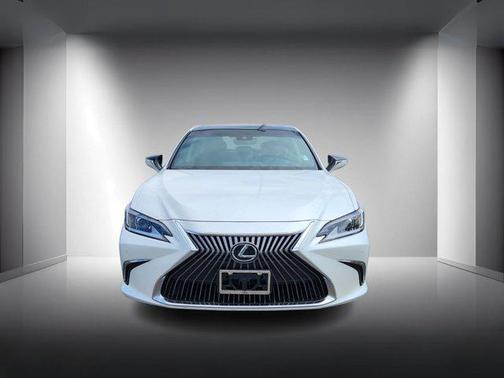 2021 Lexus ES 350 Base