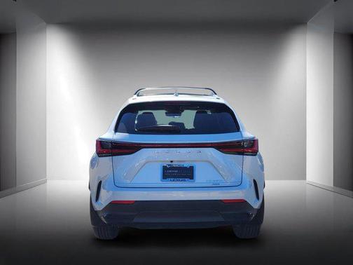 2025 Lexus NX 350h Premium