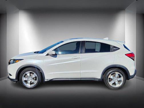 2017 Honda HR-V EX