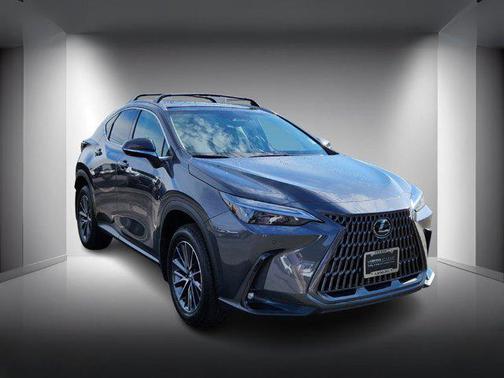 2025 Lexus NX 350h Premium
