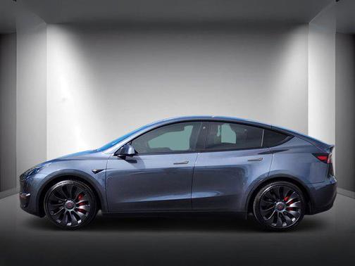 2022 Tesla Model Y Performance Dual Motor All-Wheel Drive