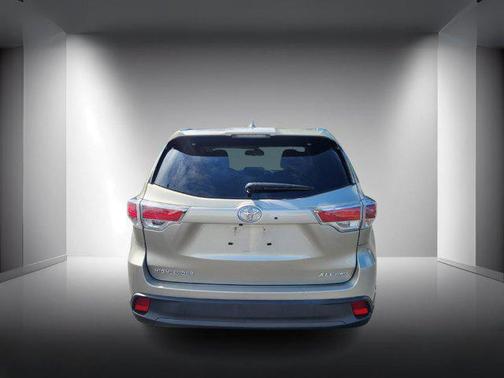 2014 Toyota Highlander XLE