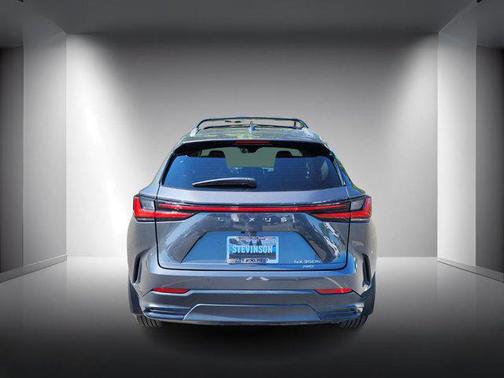 2025 Lexus NX 350h Premium