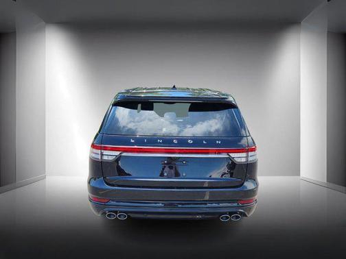 2022 Lincoln Aviator Reserve AWD