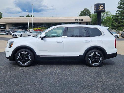 2023 Kia Telluride S