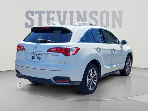 White Diamond Pearl 2017 Acura RDX Advance Package