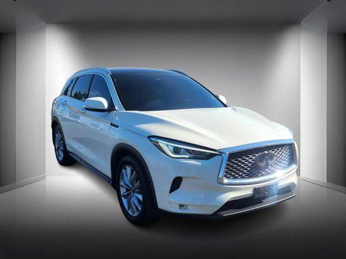 2021 INFINITI QX50 LUXE AWD
