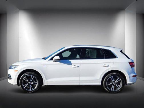 2020 Audi Q5 Premium 55 TFSI e quattro S tronic