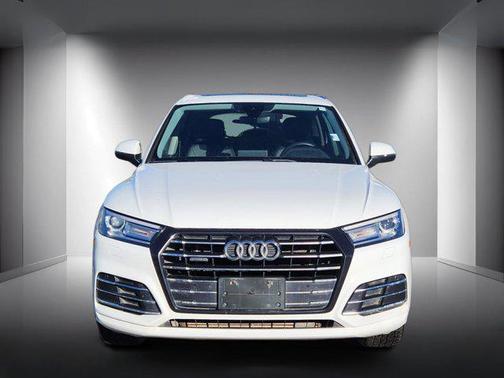 2020 Audi Q5 Premium 55 TFSI e quattro S tronic