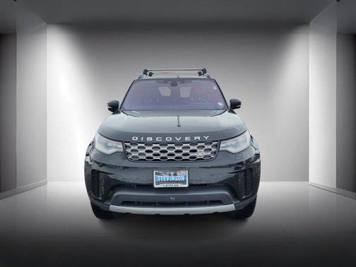 2021 Land Rover Discovery P300 S
