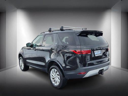 2021 Land Rover Discovery P300 S