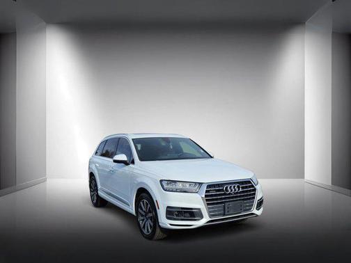 2017 Audi Q7 3.0T Prestige