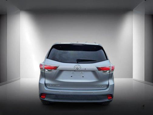 2015 Toyota Highlander Limited Platinum