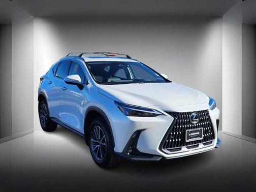 2025 Lexus NX 350h Premium
