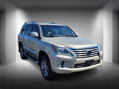 2013 Lexus LX 570 Base