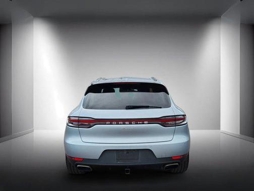 2019 Porsche Macan Base