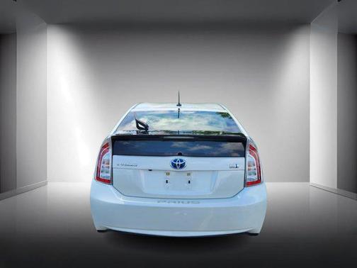 2013 Toyota Prius Five