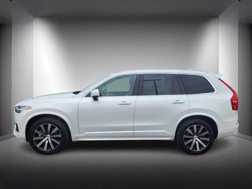 2023 Volvo XC90 B6 Core