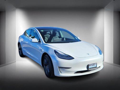 2020 Tesla Model 3 Long Range
