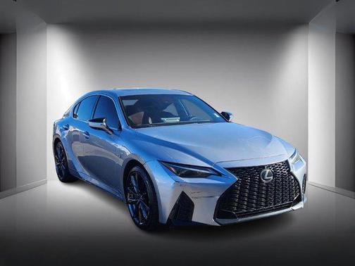 2022 Lexus IS 350 Base