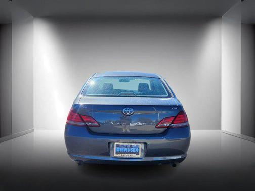 2008 Toyota Avalon XLS