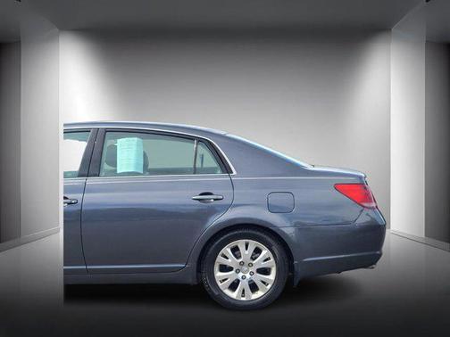 2008 Toyota Avalon XLS