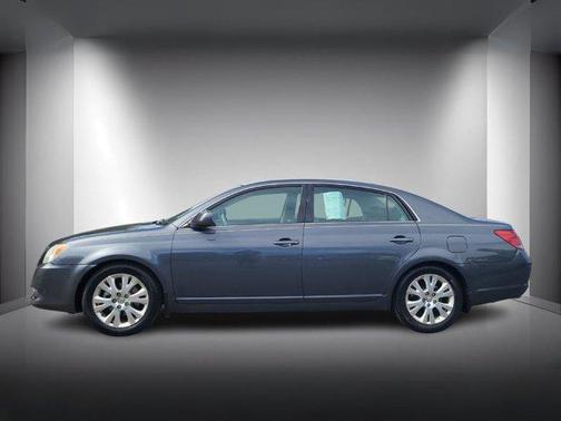 2008 Toyota Avalon XLS