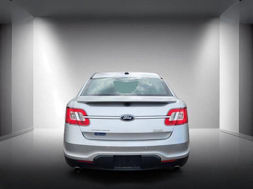2010 Ford Taurus SHO