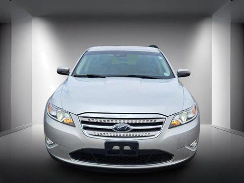 2010 Ford Taurus SHO