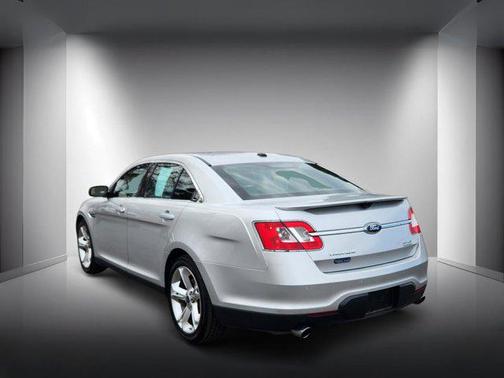 2010 Ford Taurus SHO