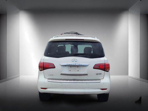 Majestic White 2016 INFINITI QX80 Base