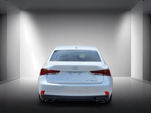 Eminent White Pearl 2018 Lexus IS 300 Base