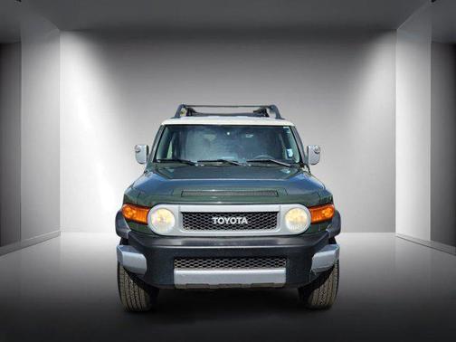 2014 Toyota FJ Cruiser Base