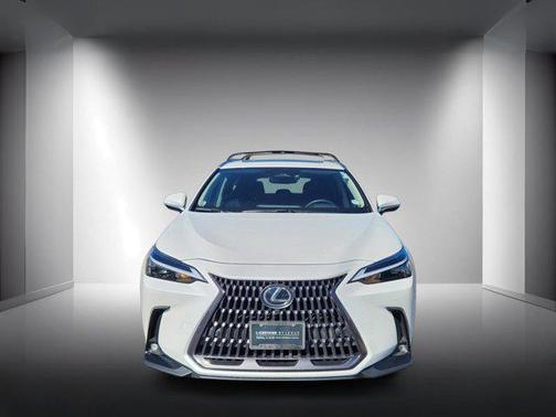 2025 Lexus NX 350h Premium
