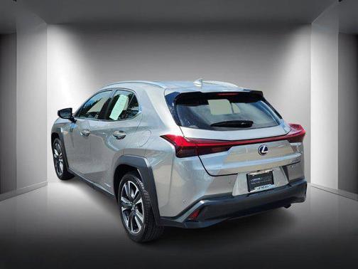 2020 Lexus UX 250h Base